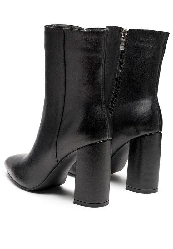 Women's Shoes - Boots Margen Ankle-High Pointed Toe Block Heeled Boot