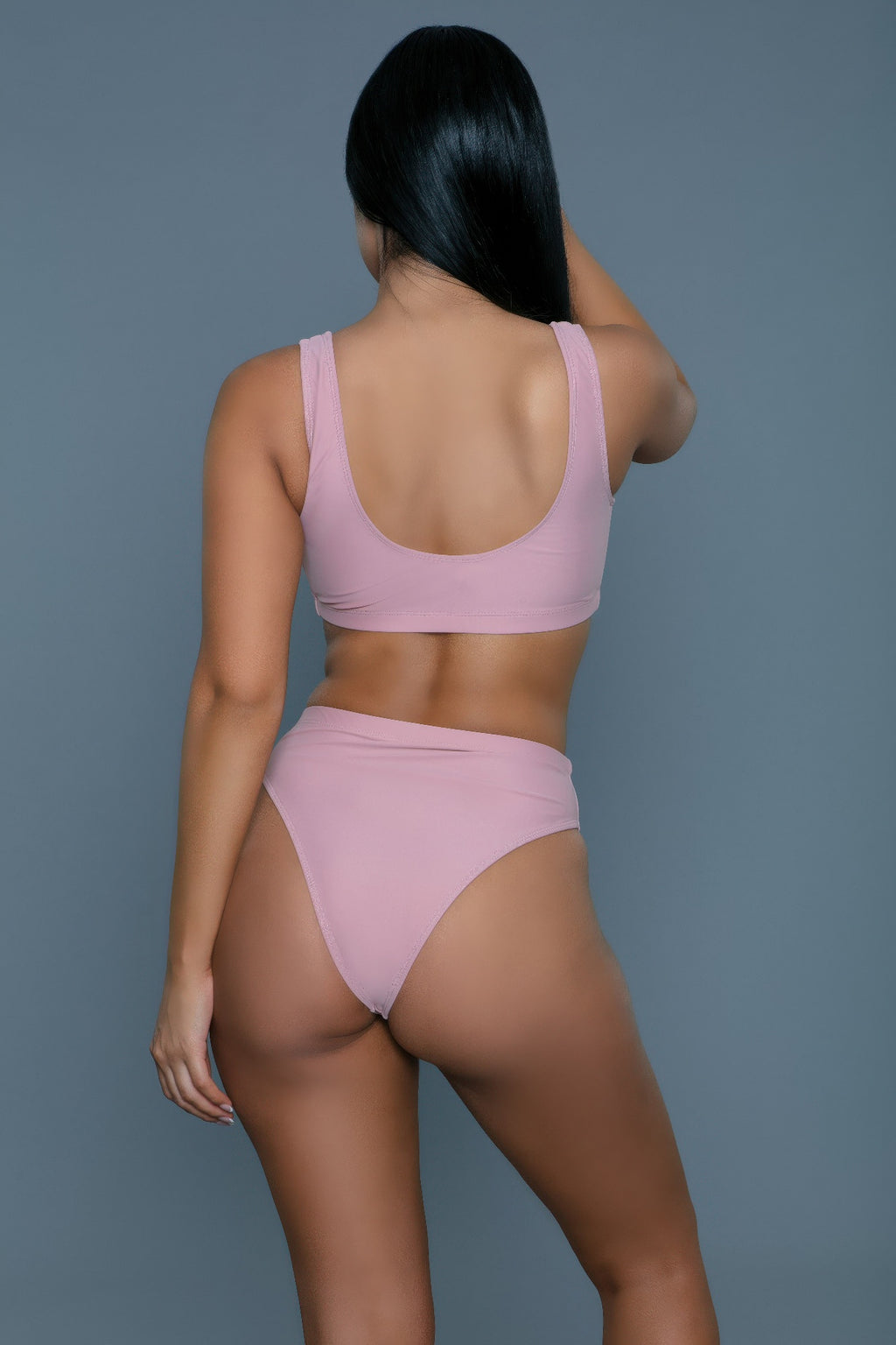 Women's pink matching set, stretchy fabric, perfect for beach lounging
