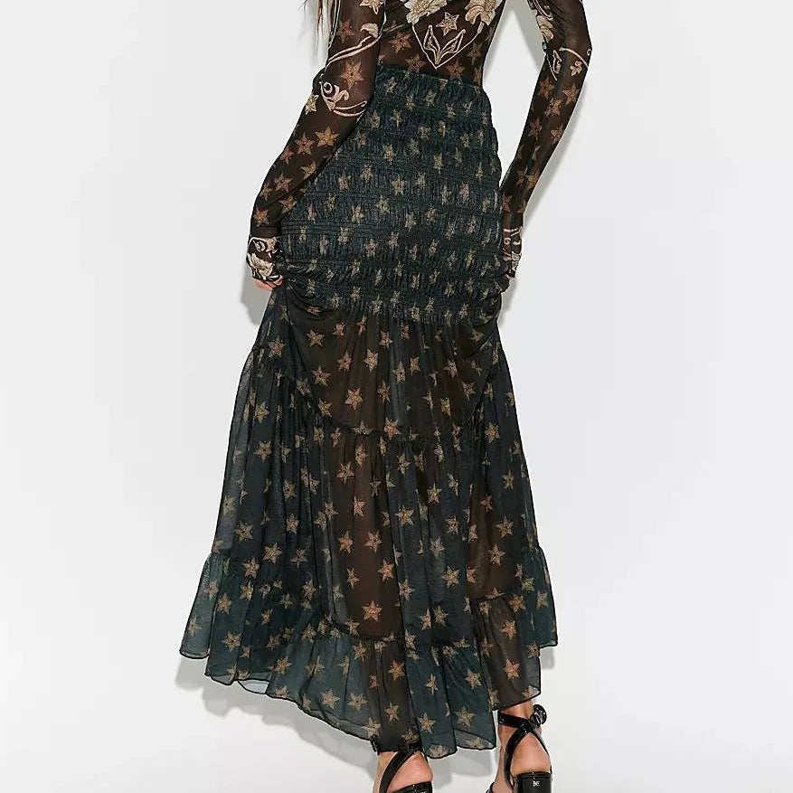Women's star print maxi skirt, lightweight fabric, perfect for summer outings