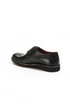 Men's Black Leather Derby Shoes with Sleek Design – detail view