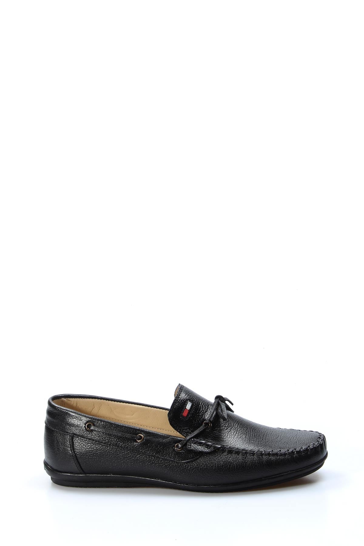 Men's Black Leather Loafers with Stylish Embellishments – detail view