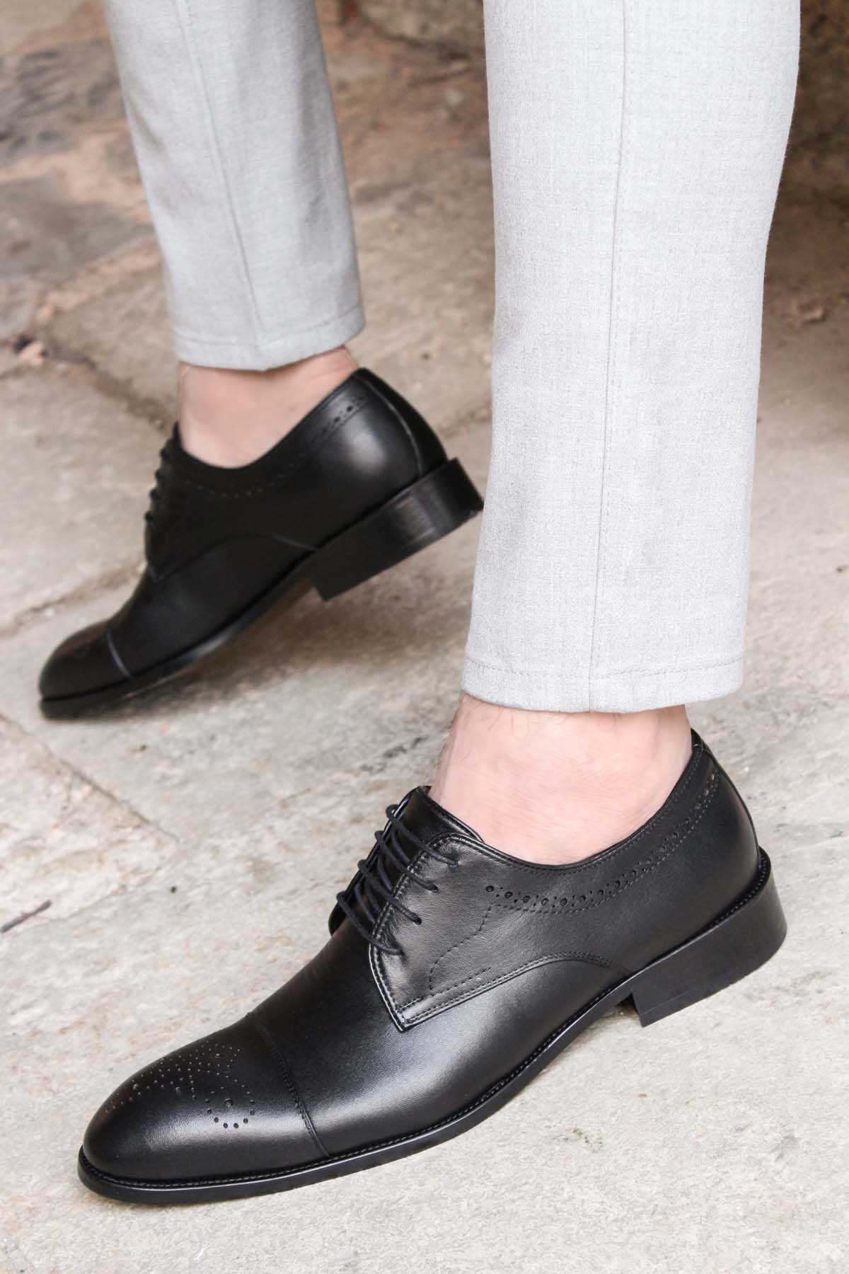 Men's Black Leather Oxford Dress Shoes – front view