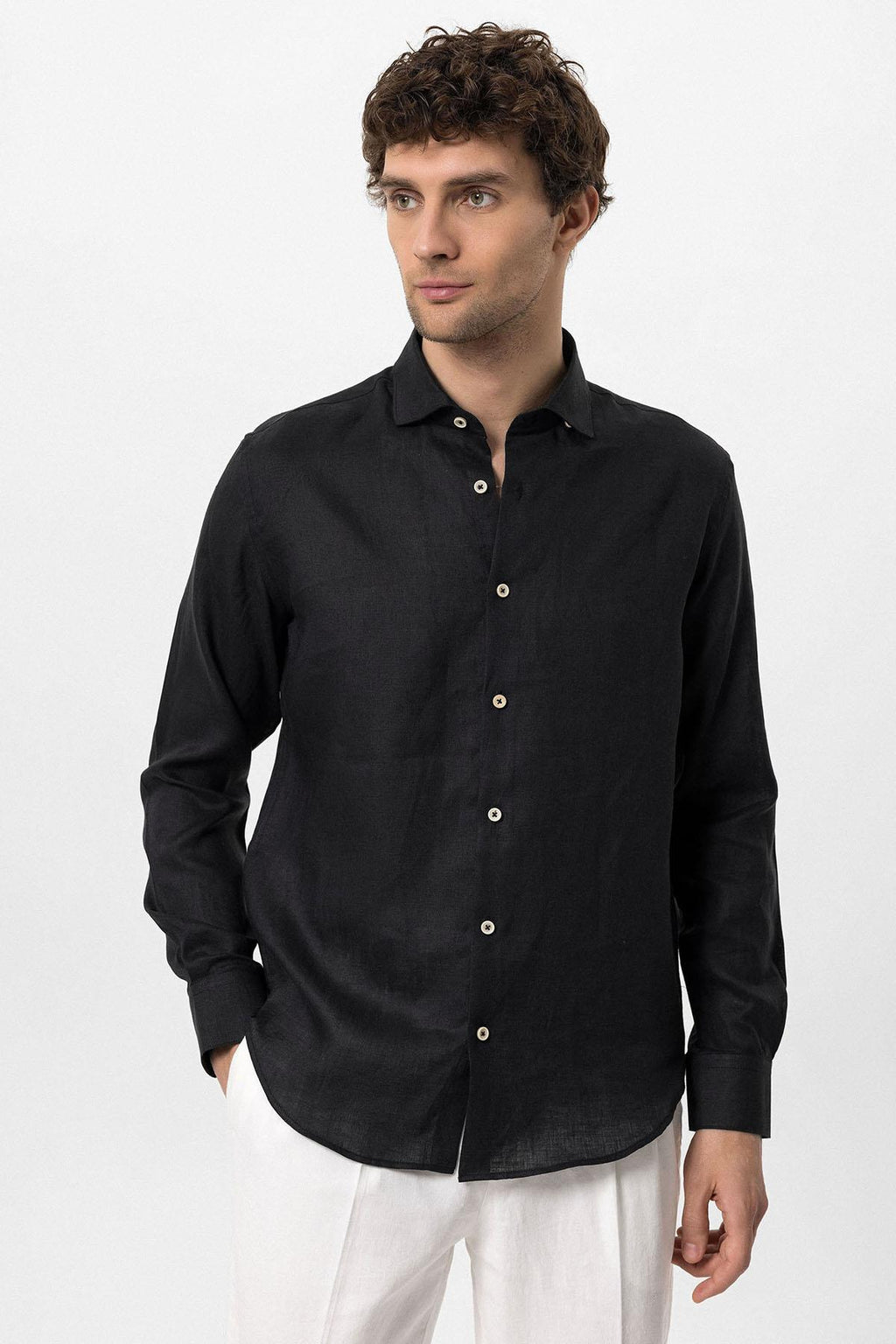 Men's Black Collar Button Detail 100% Linen Shirt – front view