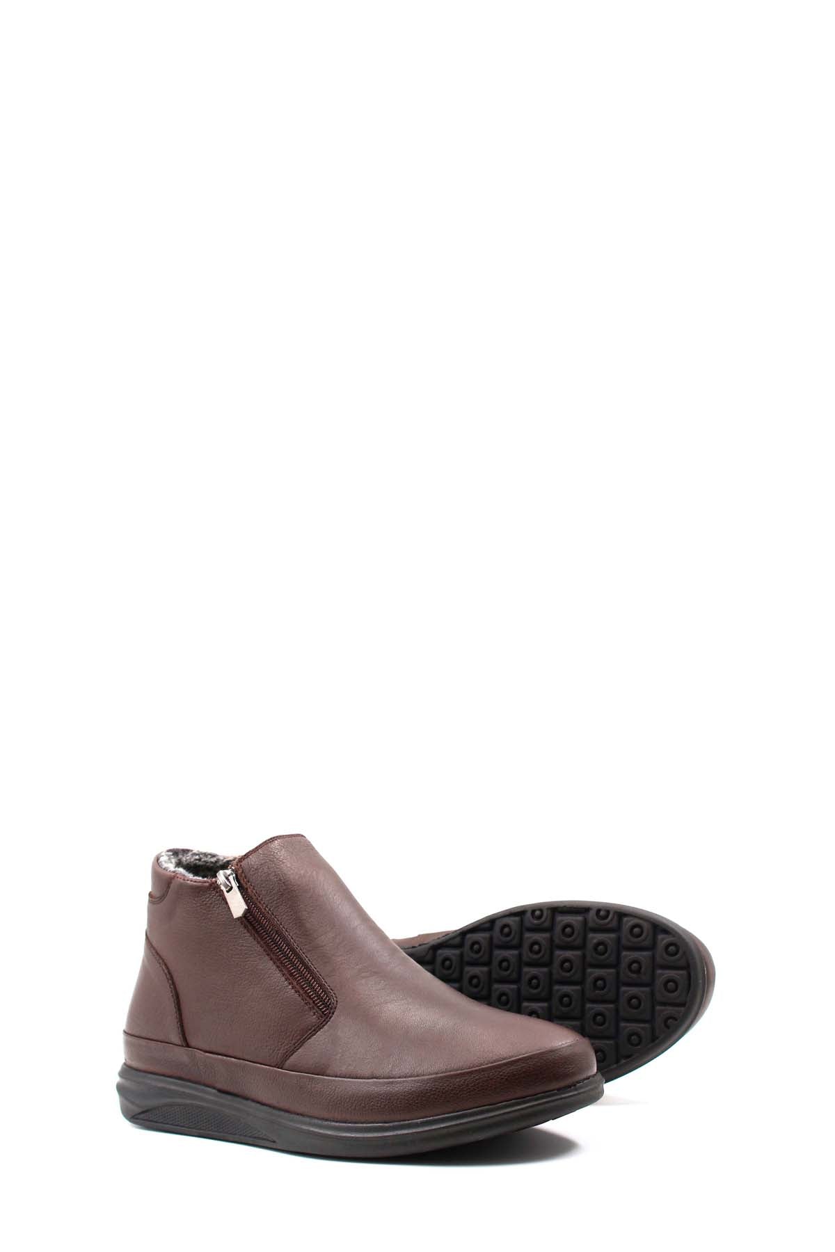 Men's Brown Leather Boots with Side Zipper and Fur Lining – styled view