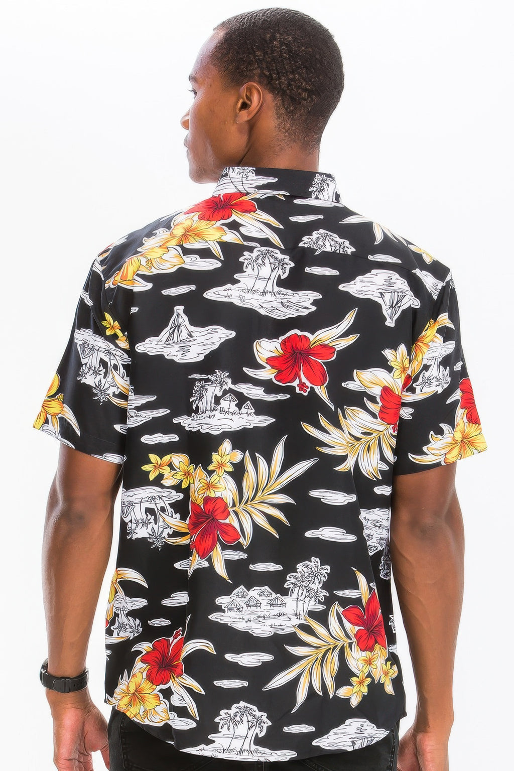Print detail on men's black Hawaiian vacation shirt
