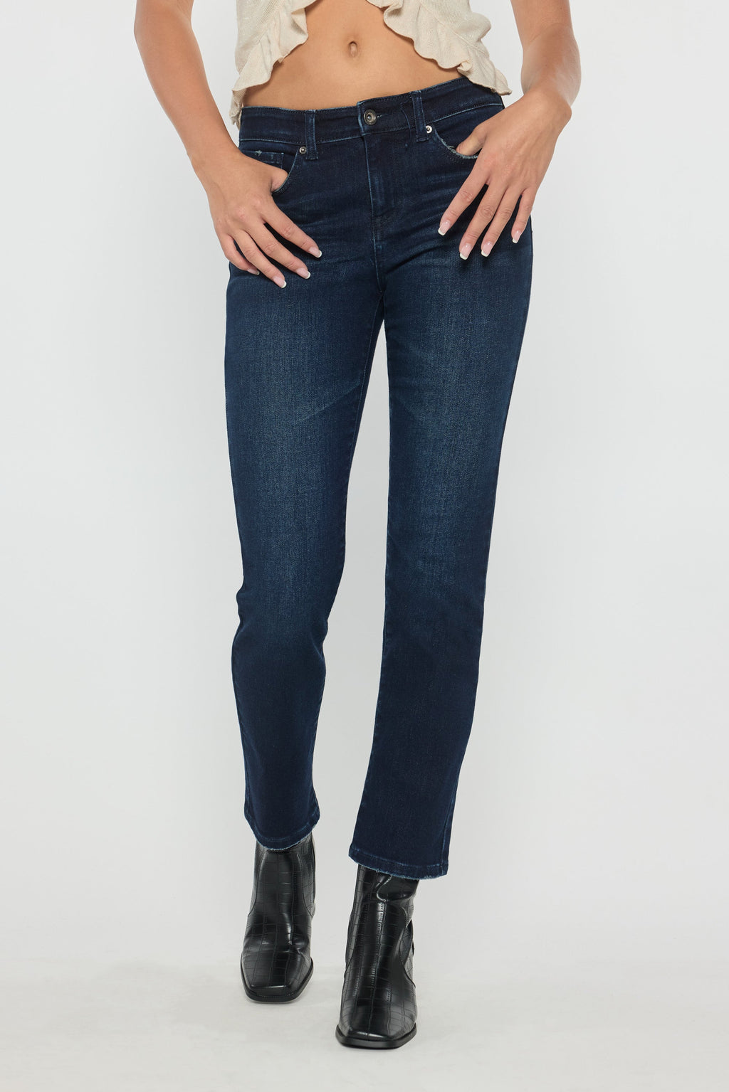 women's mid rise jeans in dark wash for casual wear