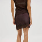 Women's brown mini skirt with lace trim for casual outings
