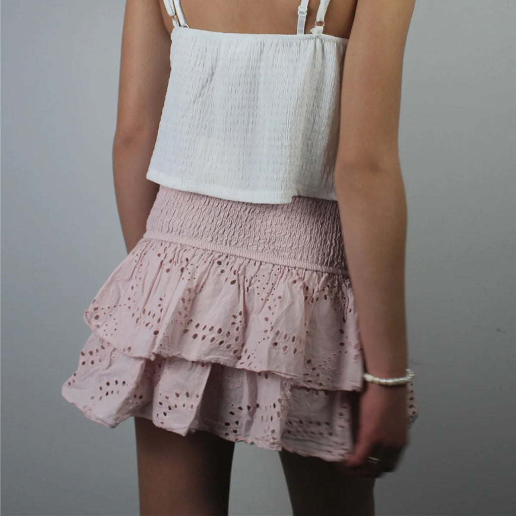 Women's pink flouncy mini skirts and breathable cotton for summer outings