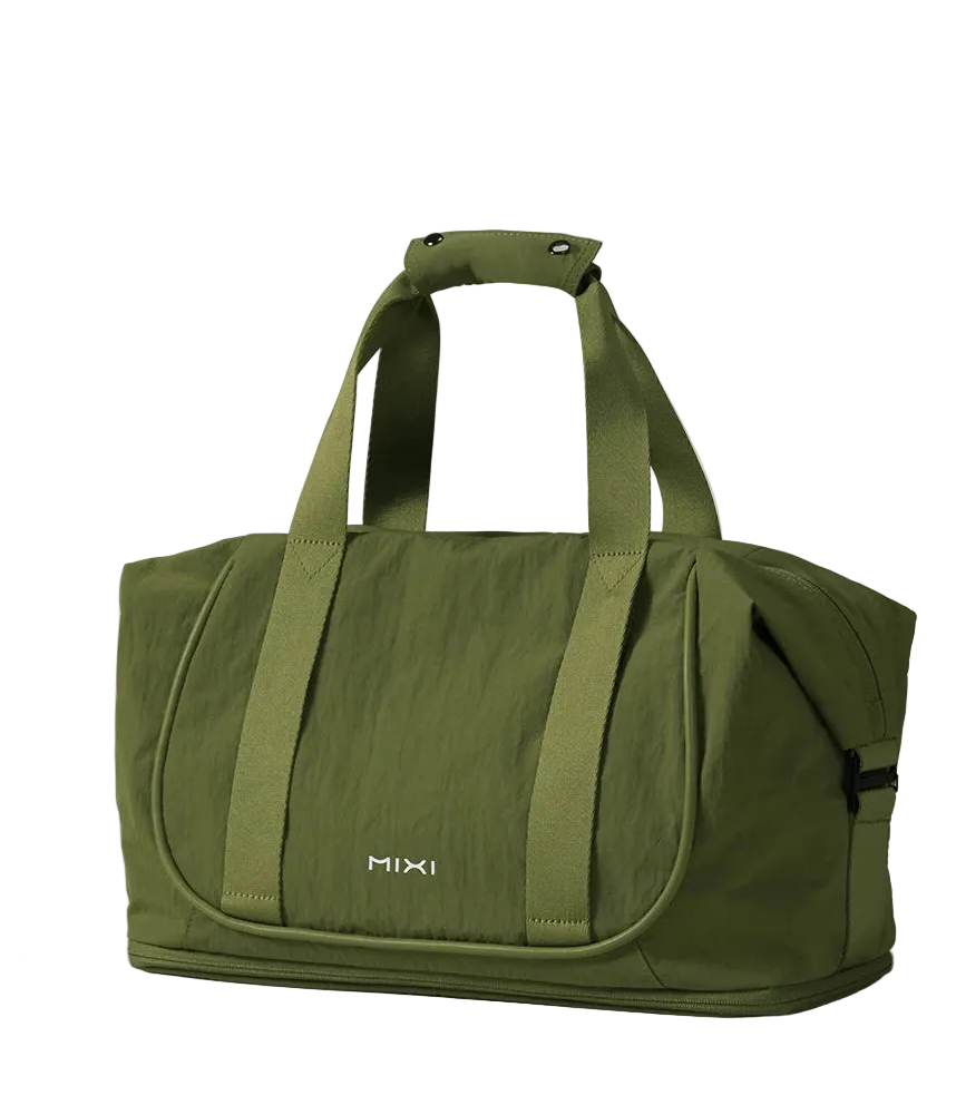 Jungle green duffle bag with three-proof fabric for travel and fitness