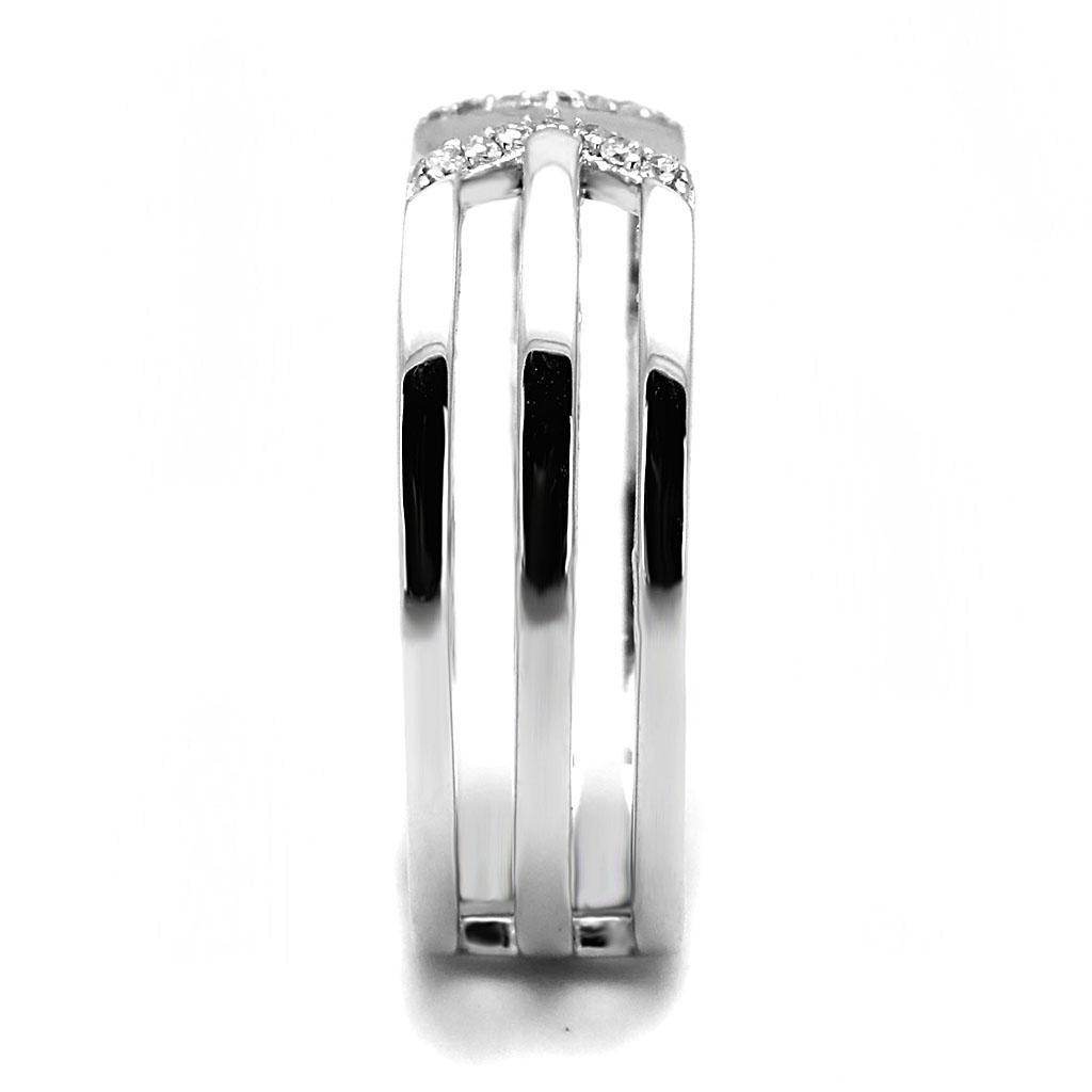Stylish modern silver rings for vacation style featuring a sleek design and sparkling accents