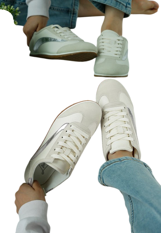 Women's Moomba Lace Up Sneakers for Travel Style