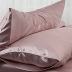 Mulberry silk pillowcase for hair and skin, soft pink color