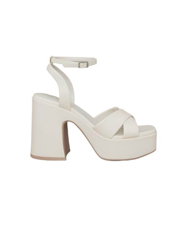 Oasis Society Norah chunky platform heels in white with a stylish ankle strap for a chic look