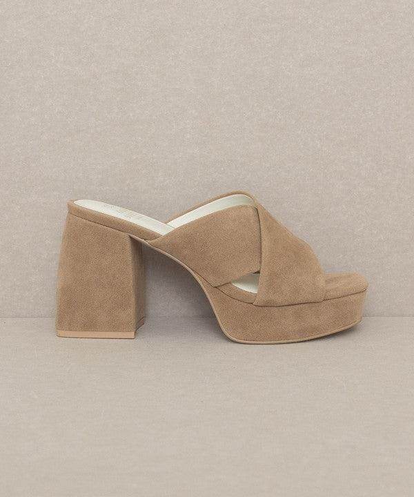 Oasis Society brown platform mule sandals with thick block heels for stylish comfort