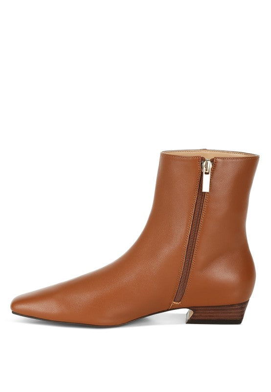 Rag Company Obita leather boots for vacation in brown with a stylish pointed toe and side zipper