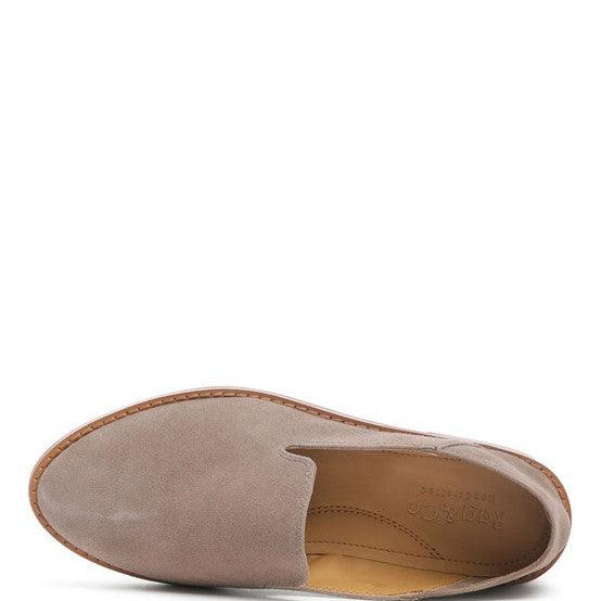 Women's Shoes - Flats Oliwia Classic Suede Loafers