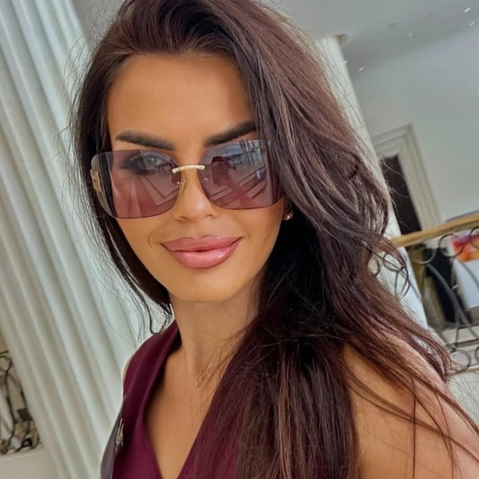 Stylish oversized sunglasses in pink, perfect for sunny days