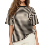 Comfortable Oversized T-Shirt for Women Travelers
