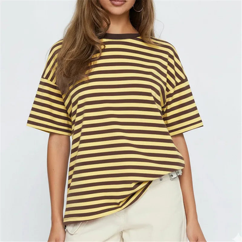 Oversized t-shirt in yellow and brown stripes for casual wear
