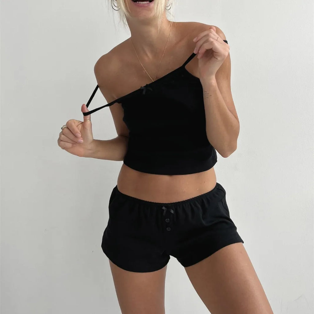 Women's black pajama set in soft material for loungewear