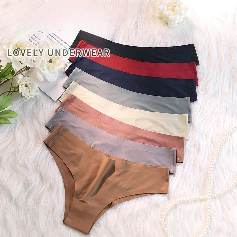 Variety of seamless panties in neutral and dark colors for everyday comfort
