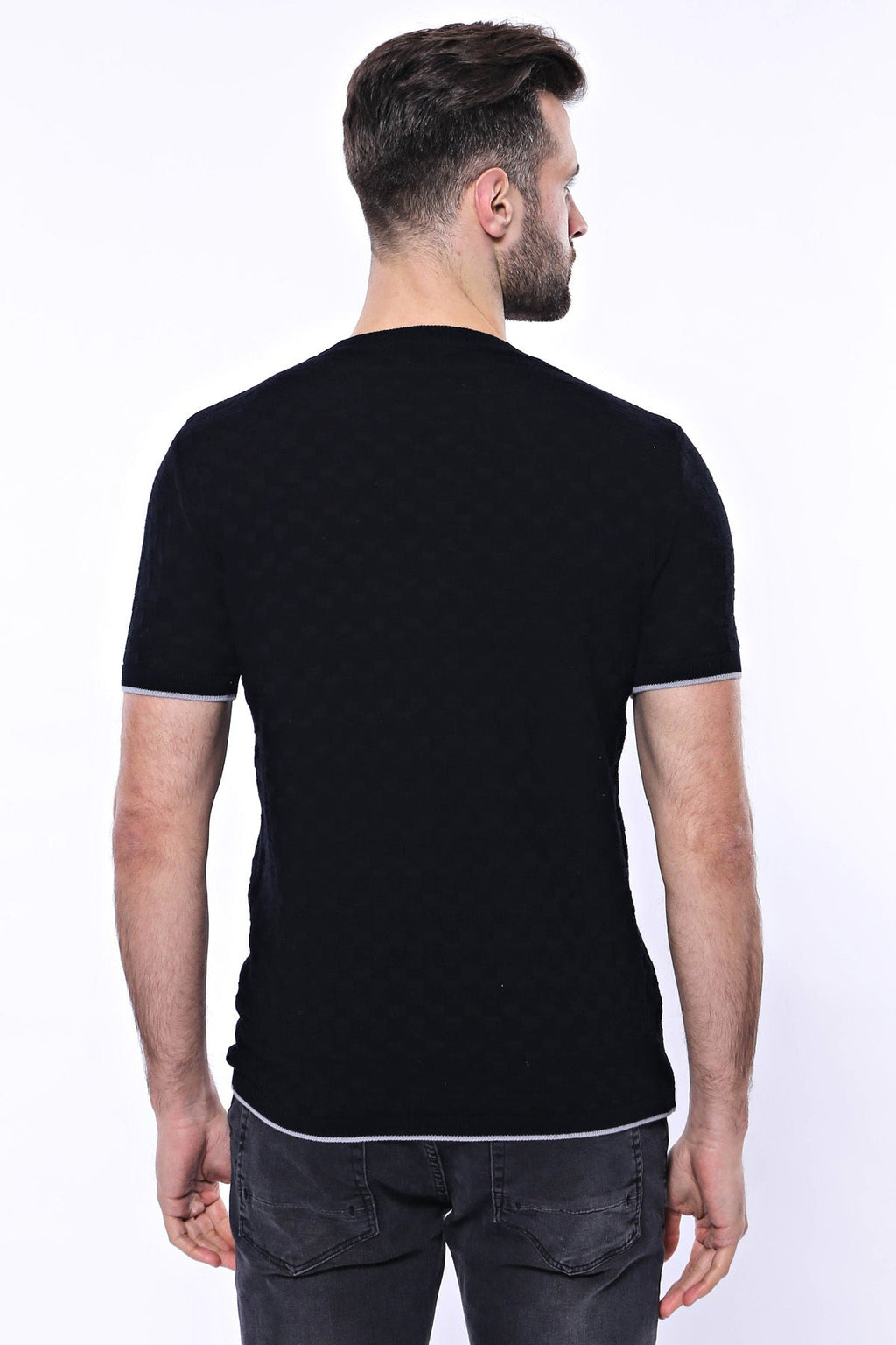 Patterned Tricot Knitted Black Men T-Shirt – close up view