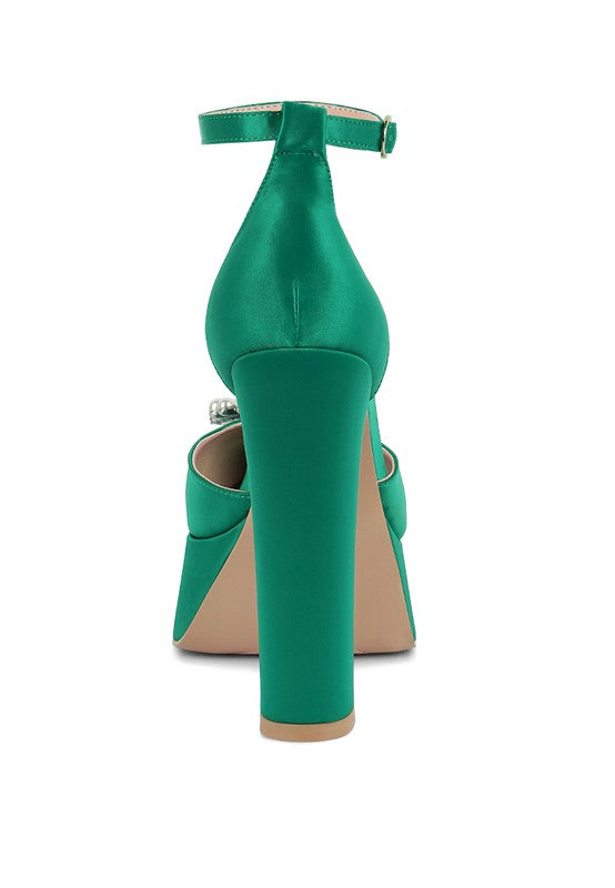 Emerald green pearl detail block heel sandals for stylish occasions