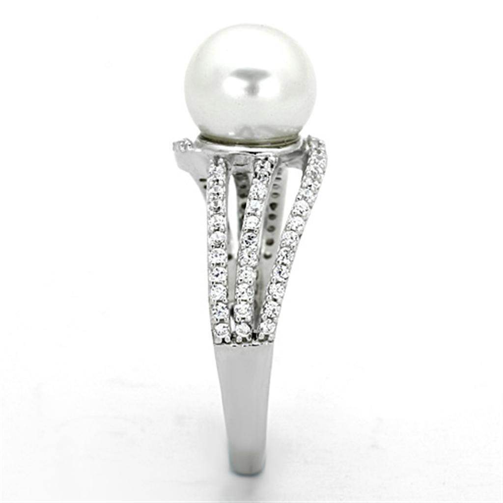 Stunning pearl silver ring for women featuring a large pearl and sparkling details
