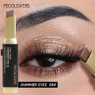 Two-in-one eyeshadow in a stick, shimmering gold for easy application