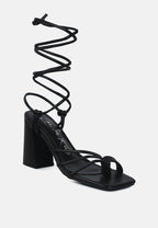 Piri Toe Ring Tie Up Block Sandals