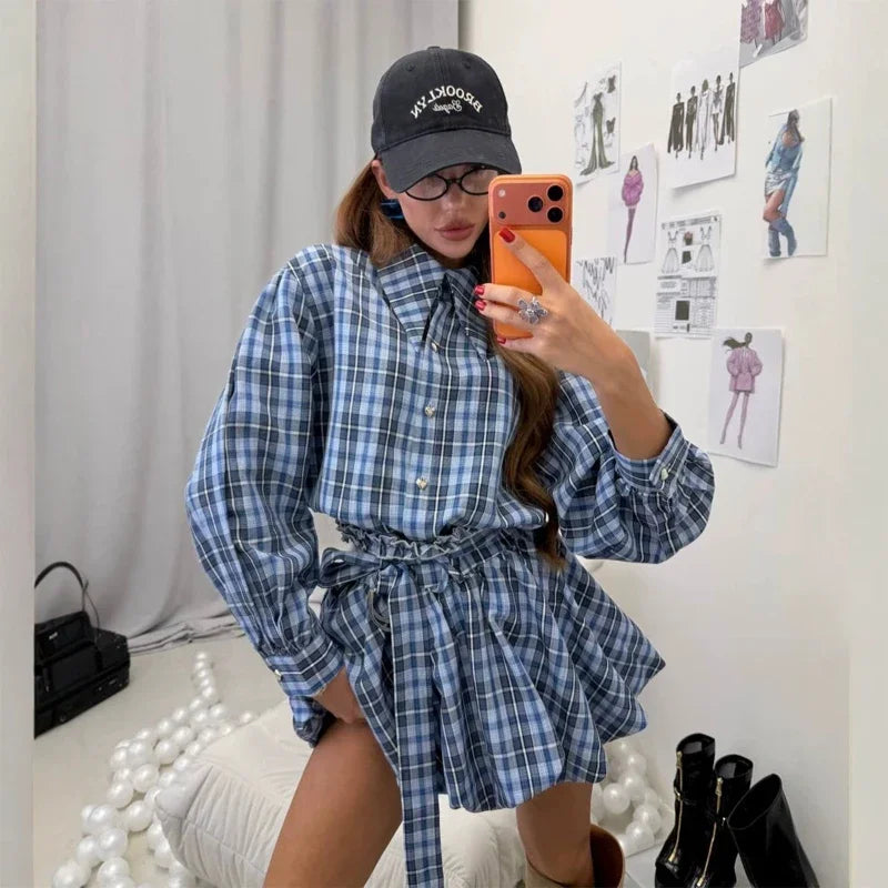 Women's blue plaid matching set, stylish outfit for casual outings