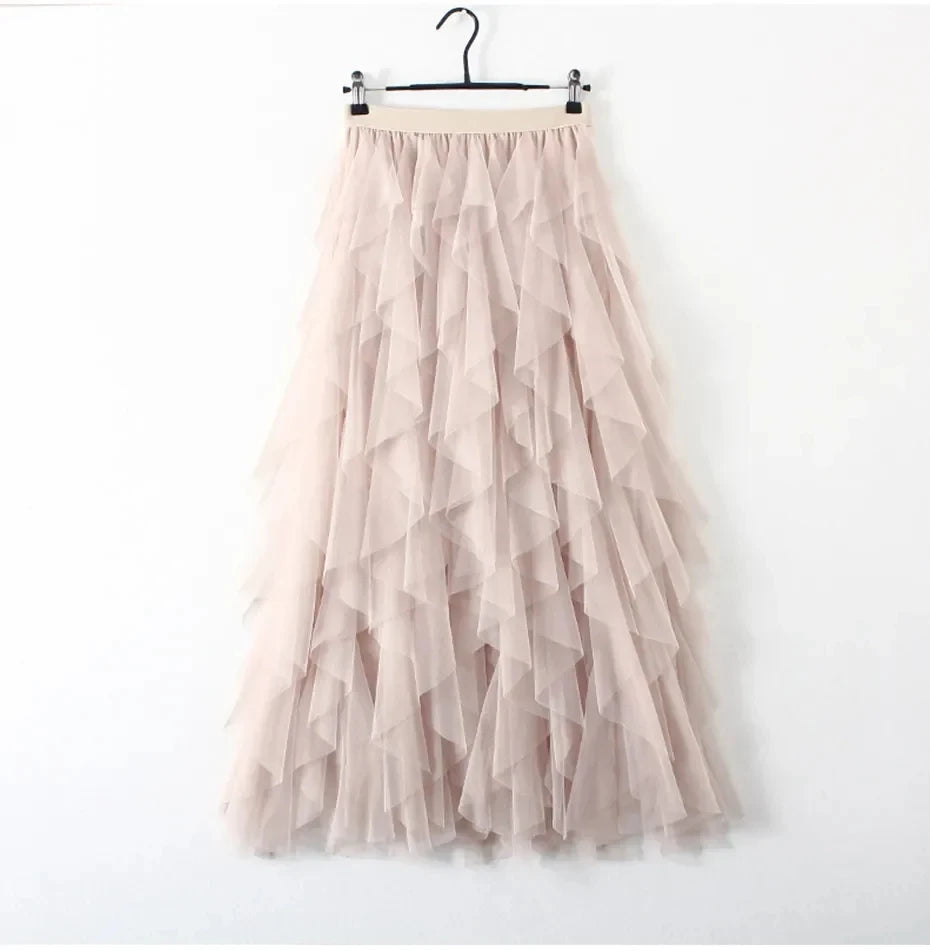 Women's pleated skirt in soft pink tulle, perfect for summer events