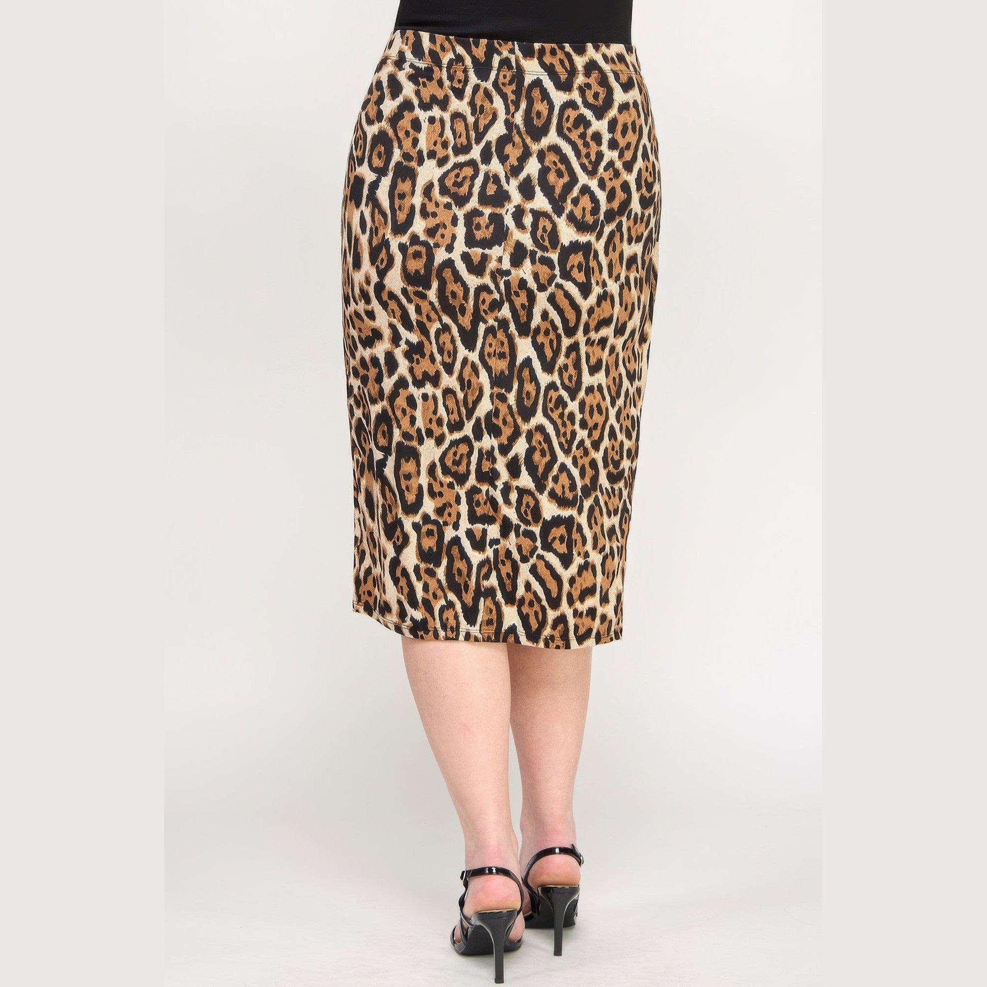 Back view of plus size leopard print skirt from VacationGrabs, perfect for chic summer outfits