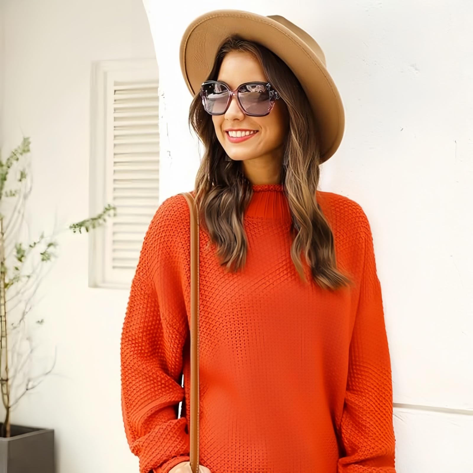 Women's polarized sunglasses in tortoise shell, perfect for sunny days