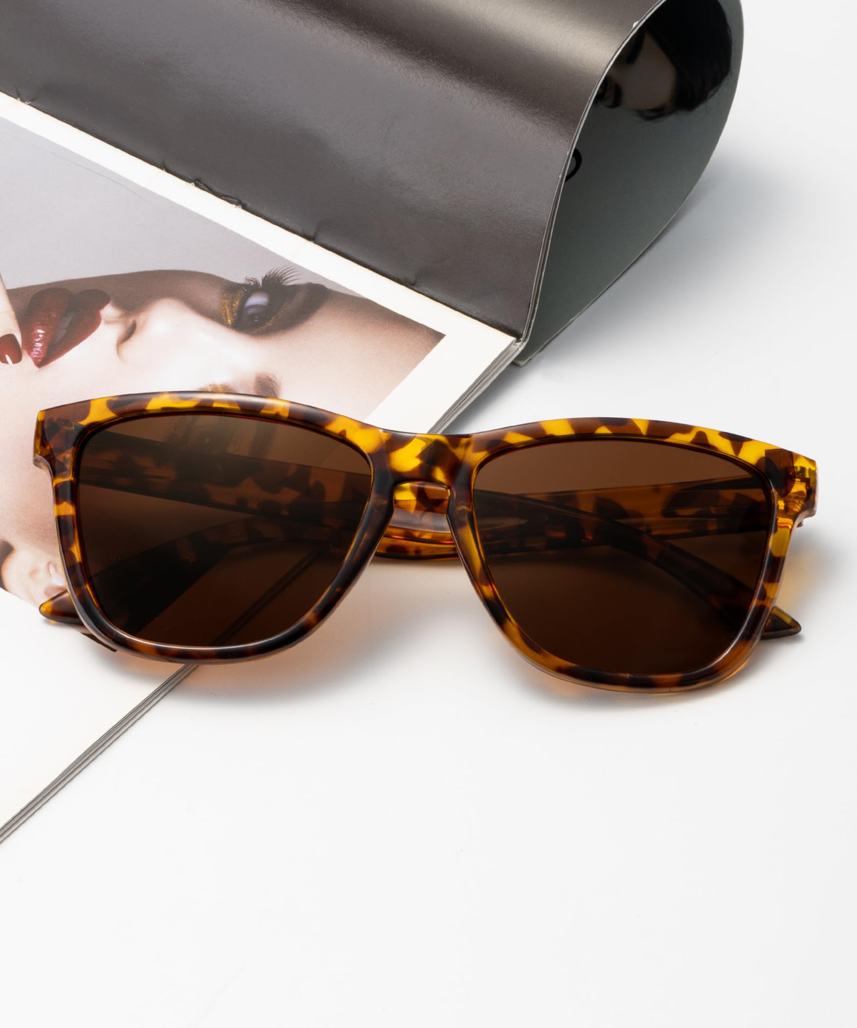VacationGrabs polarized sunglasses in tortoiseshell, perfect for sunny days