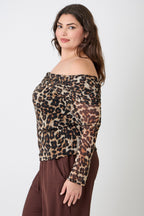 Women's off-shoulder print leopard top, perfect for casual outings