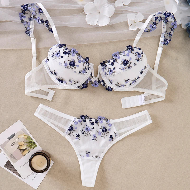 Women's floral push up bra set in white lace for special occasions