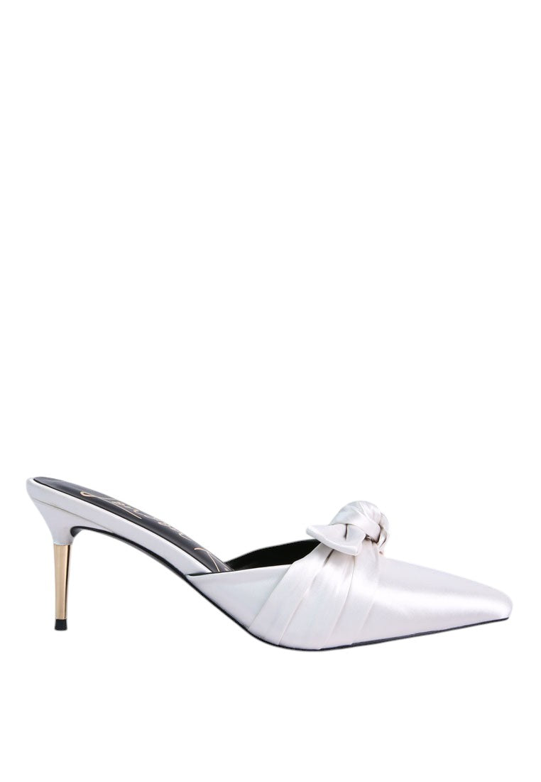 Sandales mules à talons aiguilles en satin Queenie