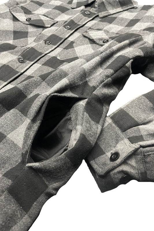 Men's gray flannel shirt, soft fabric, ideal for layering under quilted jacket