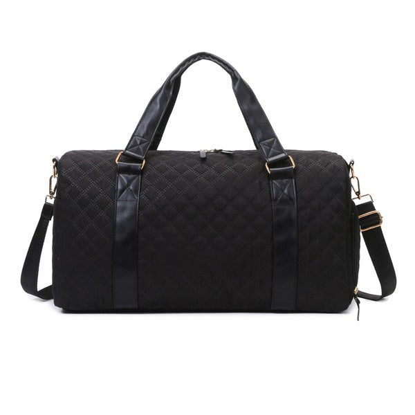 Aili's Corner quilted weekender bag for women in black with durable handles and adjustable strap