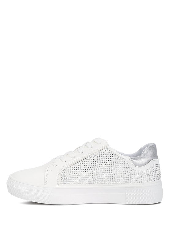 Women's white sneakers with perforated design for casual wear