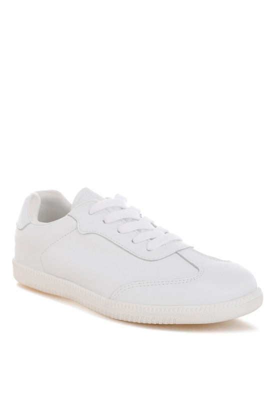 White real leather casual sneakers for women, stylish everyday wear