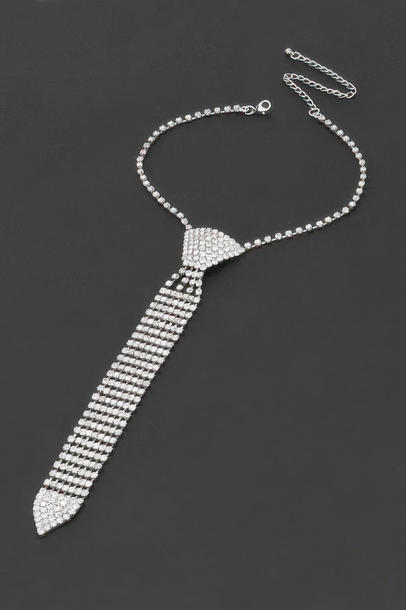 Elegant rhinestone necktie necklace designed for a stylish and glamorous look
