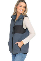 WEIV Women's Sherpa Vest for Travel in Grey with Black Accents and Side Pockets