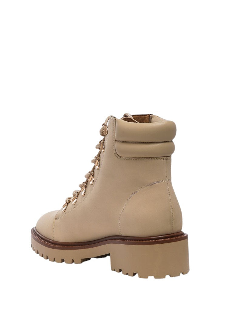 Shirly Quilt Collared Ankle Boots