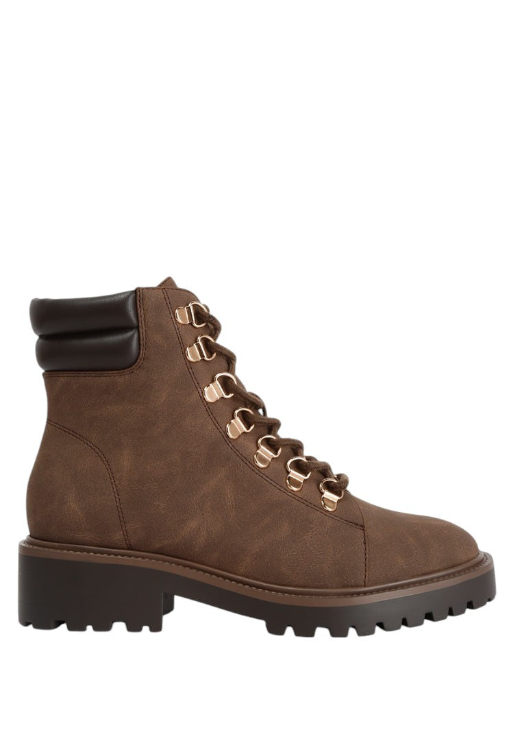 Shirly Quilt Collared Ankle Boots