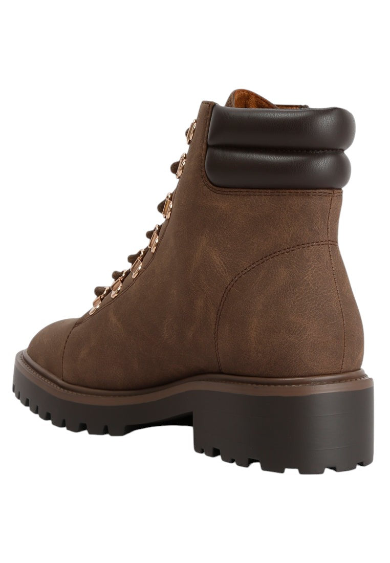 Shirly Quilt Collared Ankle Boots
