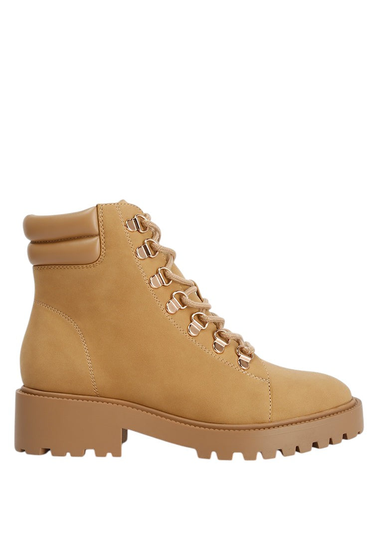 Shirly Quilt Collared Ankle Boots