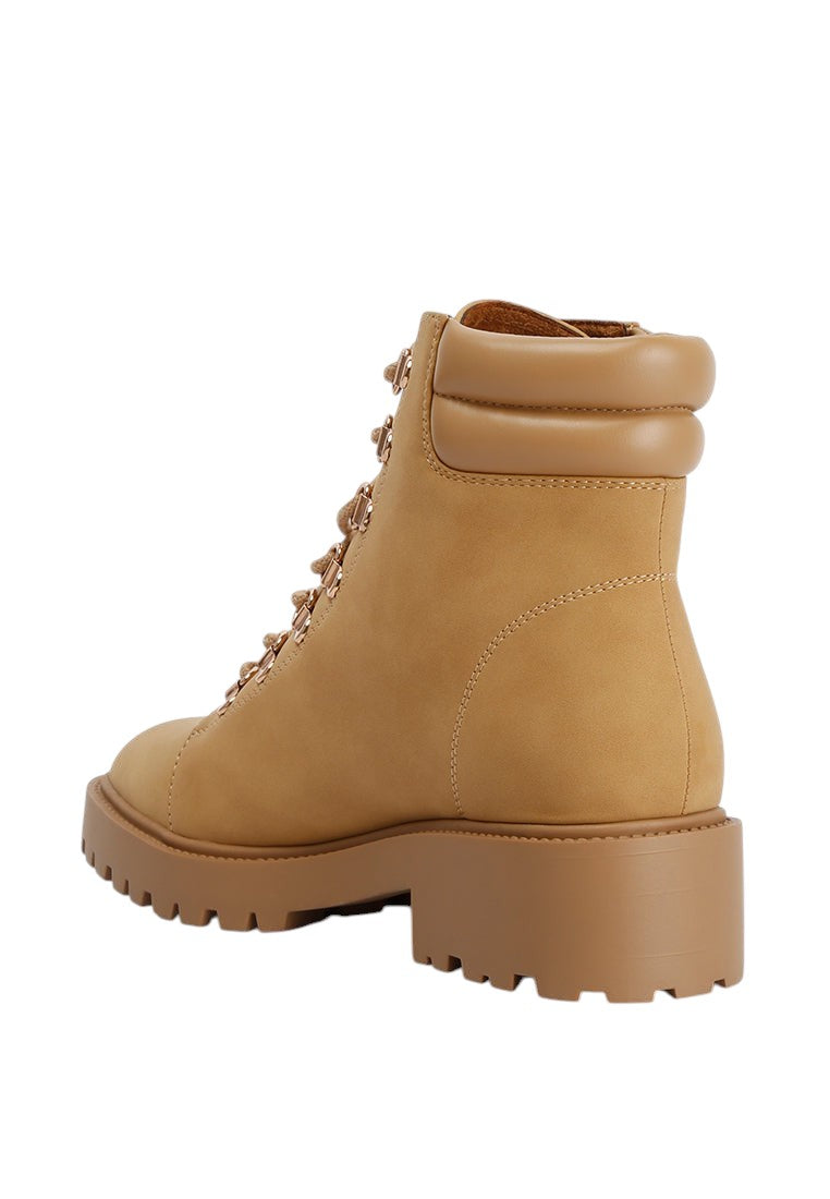 Shirly Quilt Collared Ankle Boots