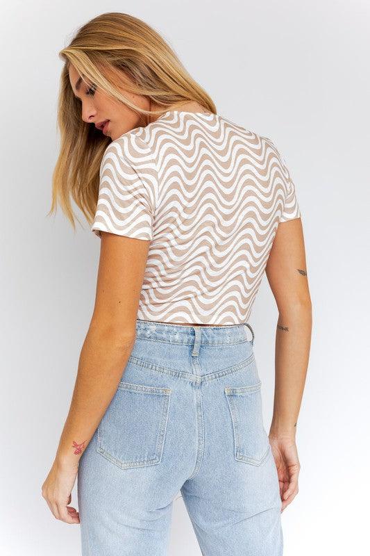 Women's Shirts Short Sleeve Front Criss Cross Print Knit Top